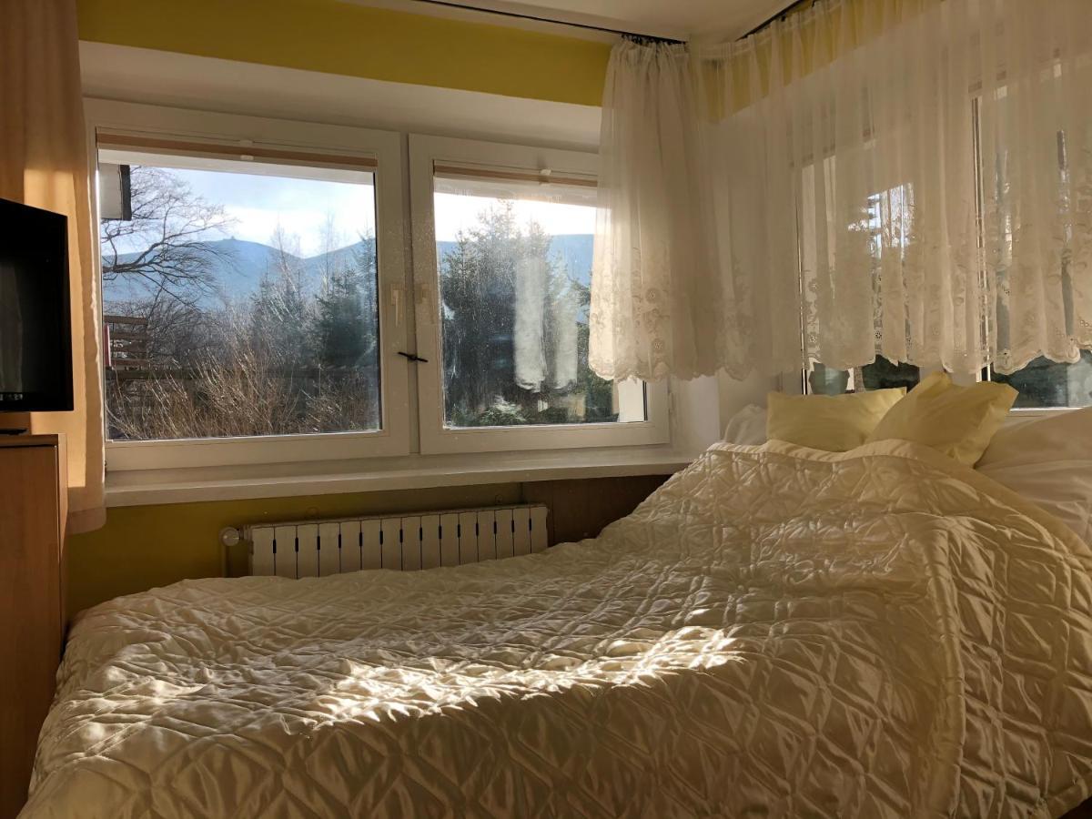 Azyl - Kazdy Z Wlasna Kuchnia I Lazienka Apartment