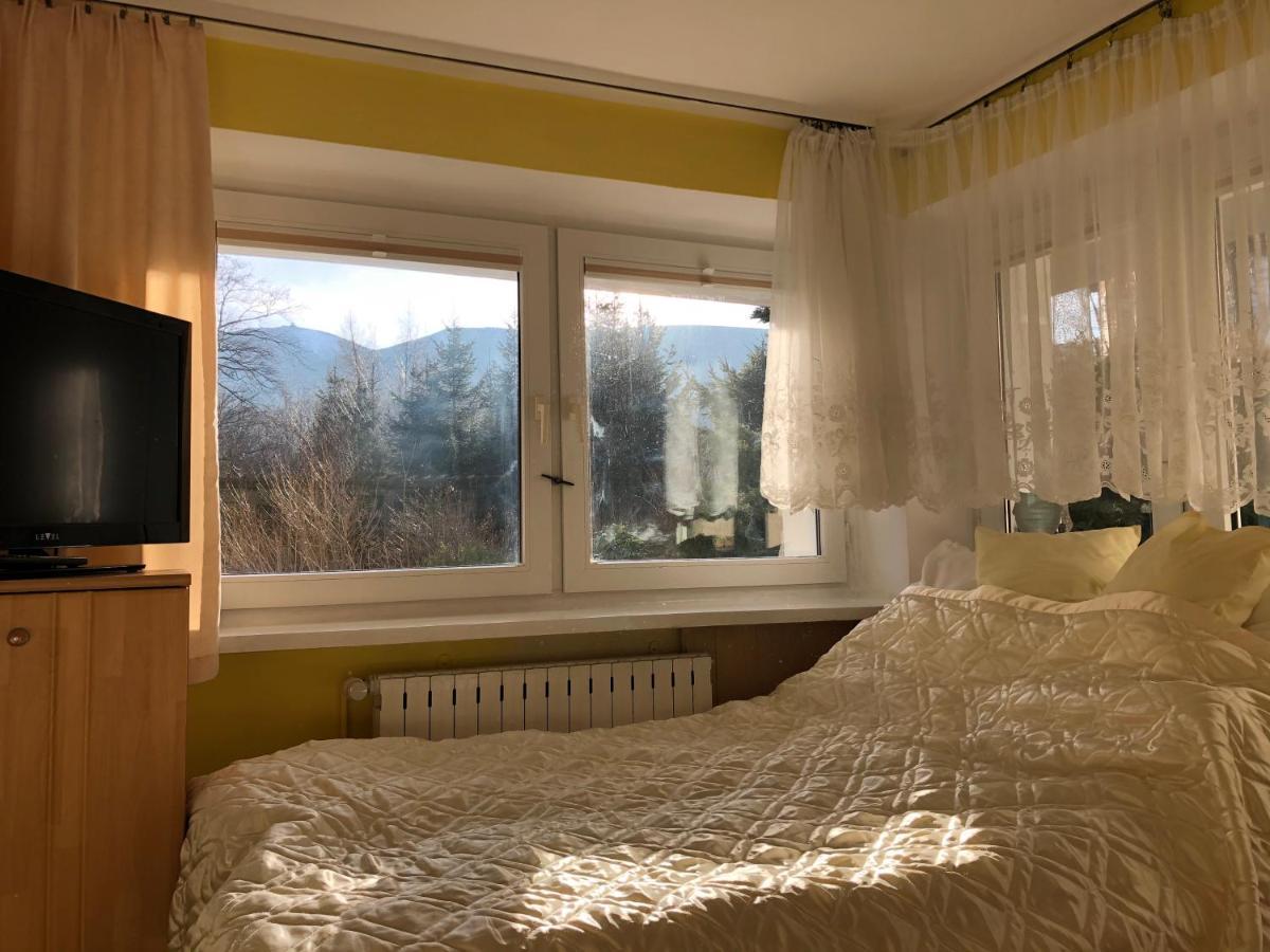 Azyl - Kazdy Z Wlasna Kuchnia I Lazienka Apartment