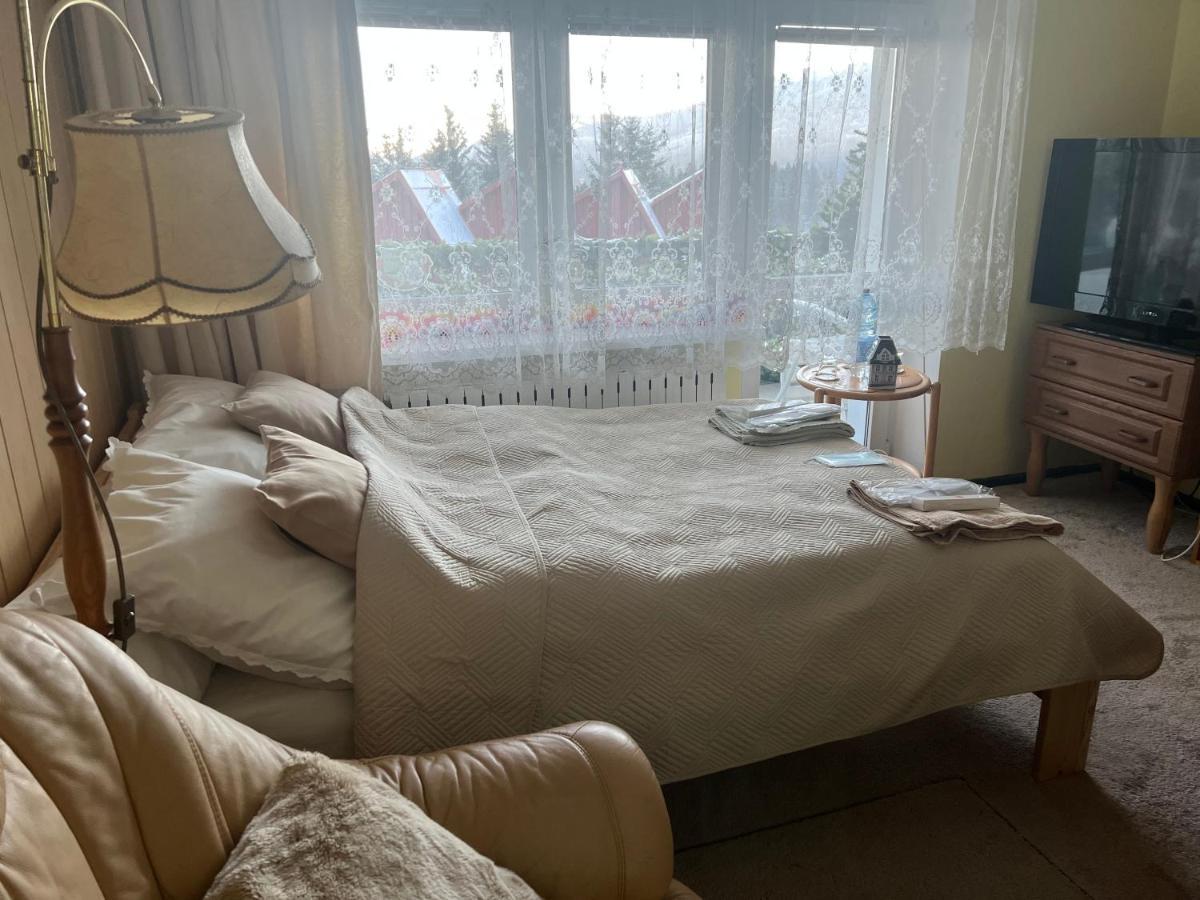 Apartment Azyl - Kazdy Z Wlasna Kuchnia I Lazienka