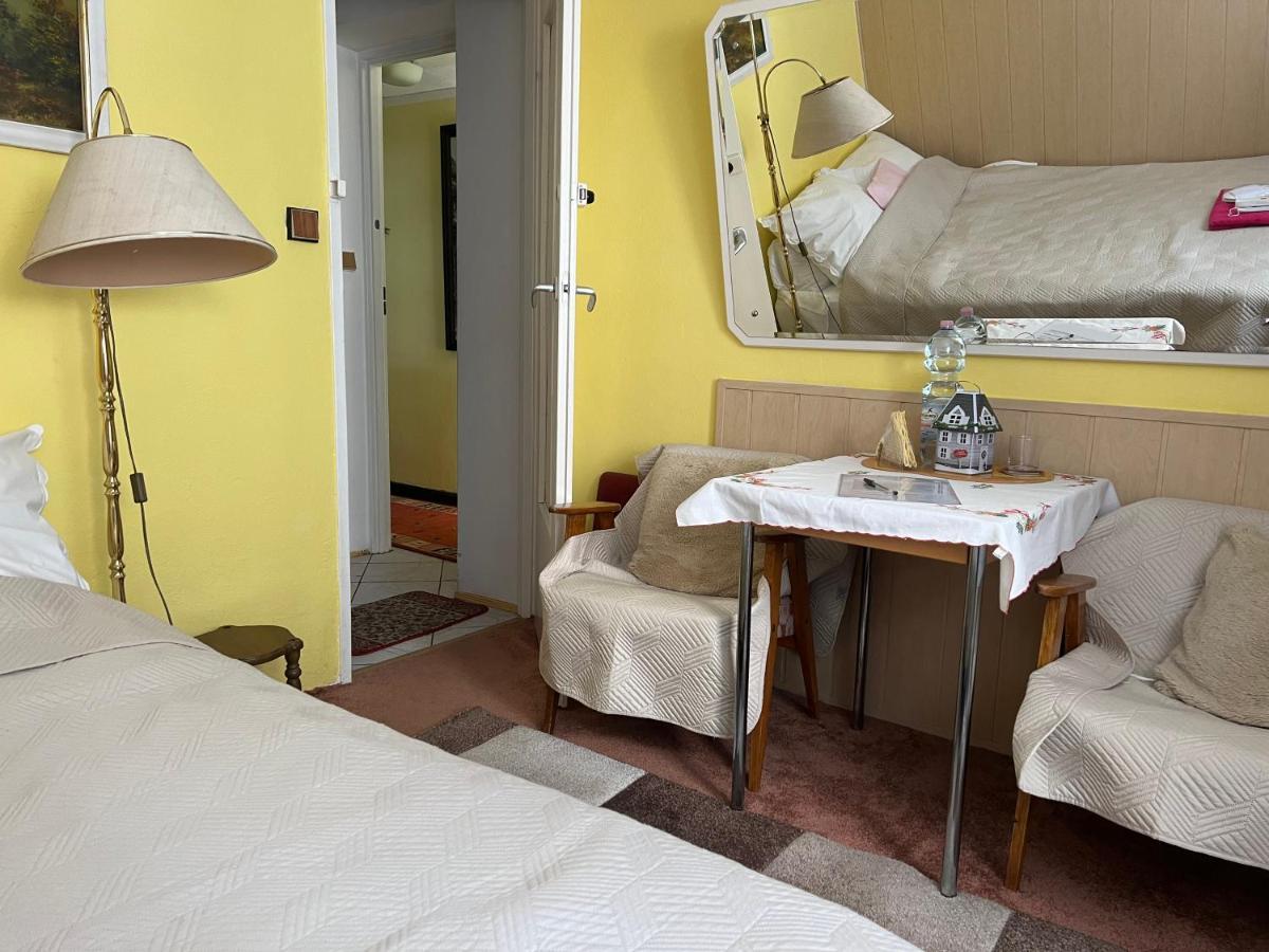 Azyl - Kazdy Z Wlasna Kuchnia I Lazienka Apartment