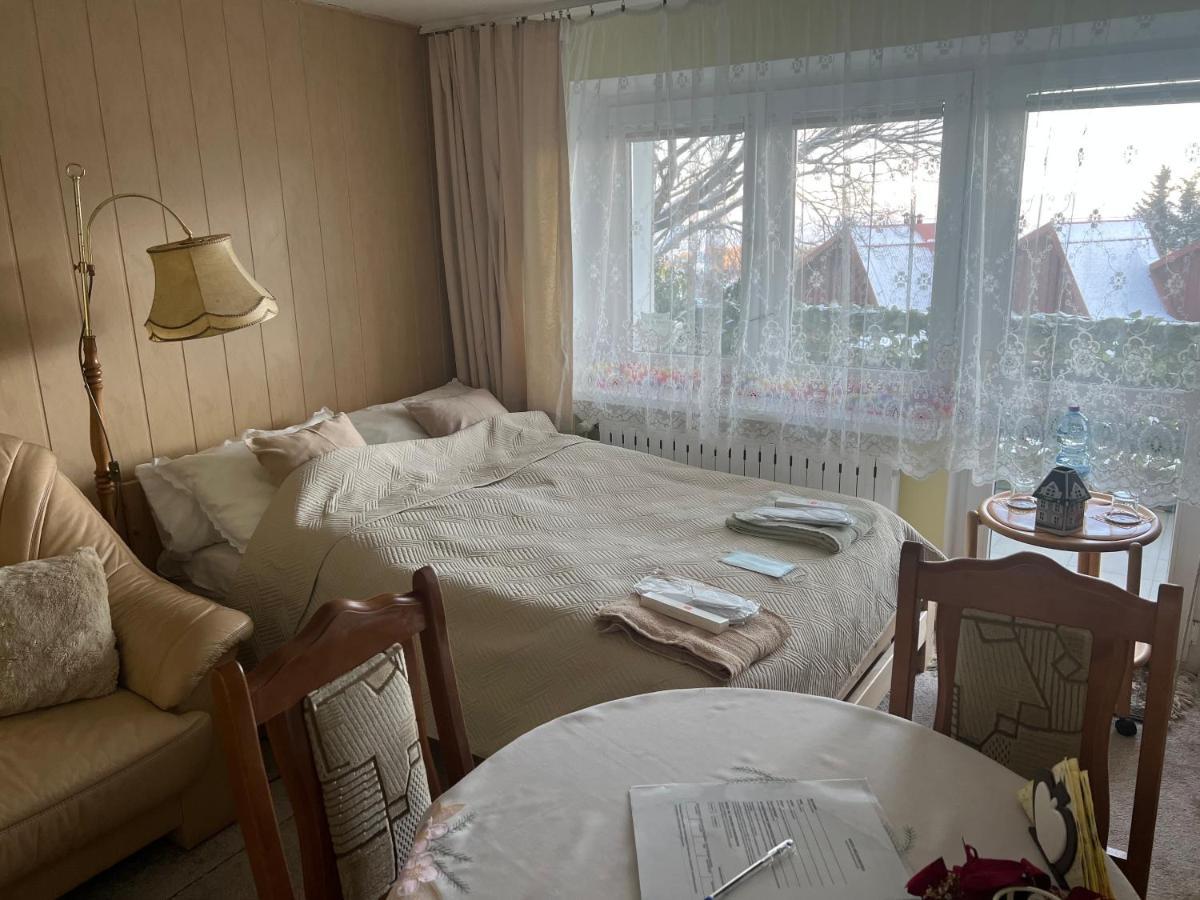 Azyl - Kazdy Z Wlasna Kuchnia I Lazienka Apartment