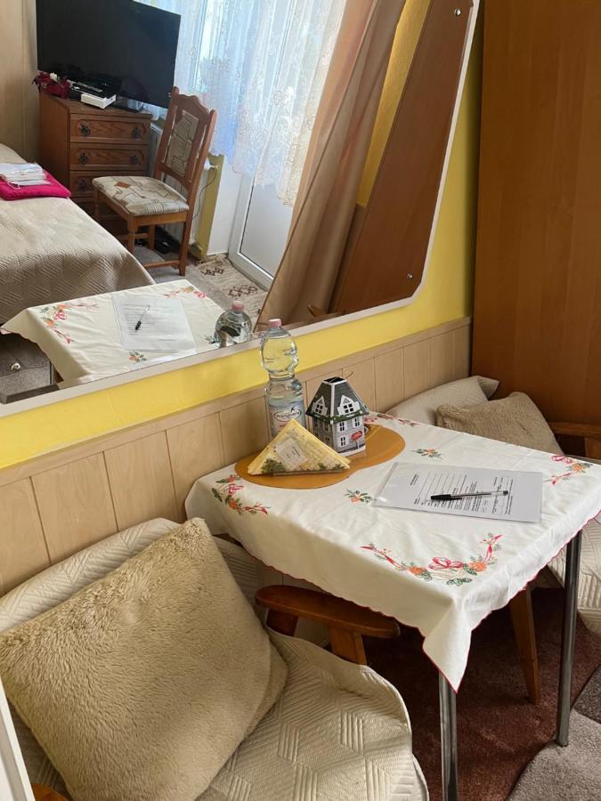 Azyl - Kazdy Z Wlasna Kuchnia I Lazienka Apartmán