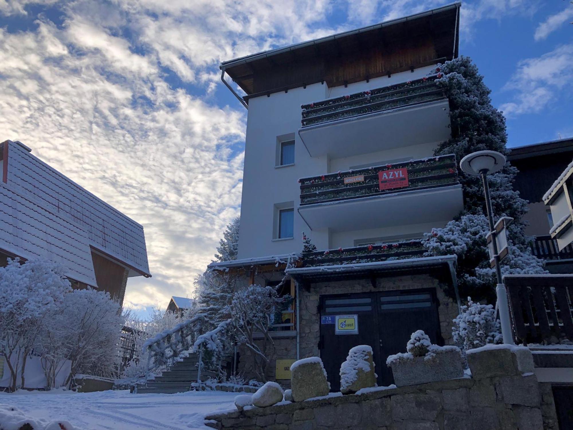 Apartment Azyl - Kazdy Z Wlasna Kuchnia I Lazienka *